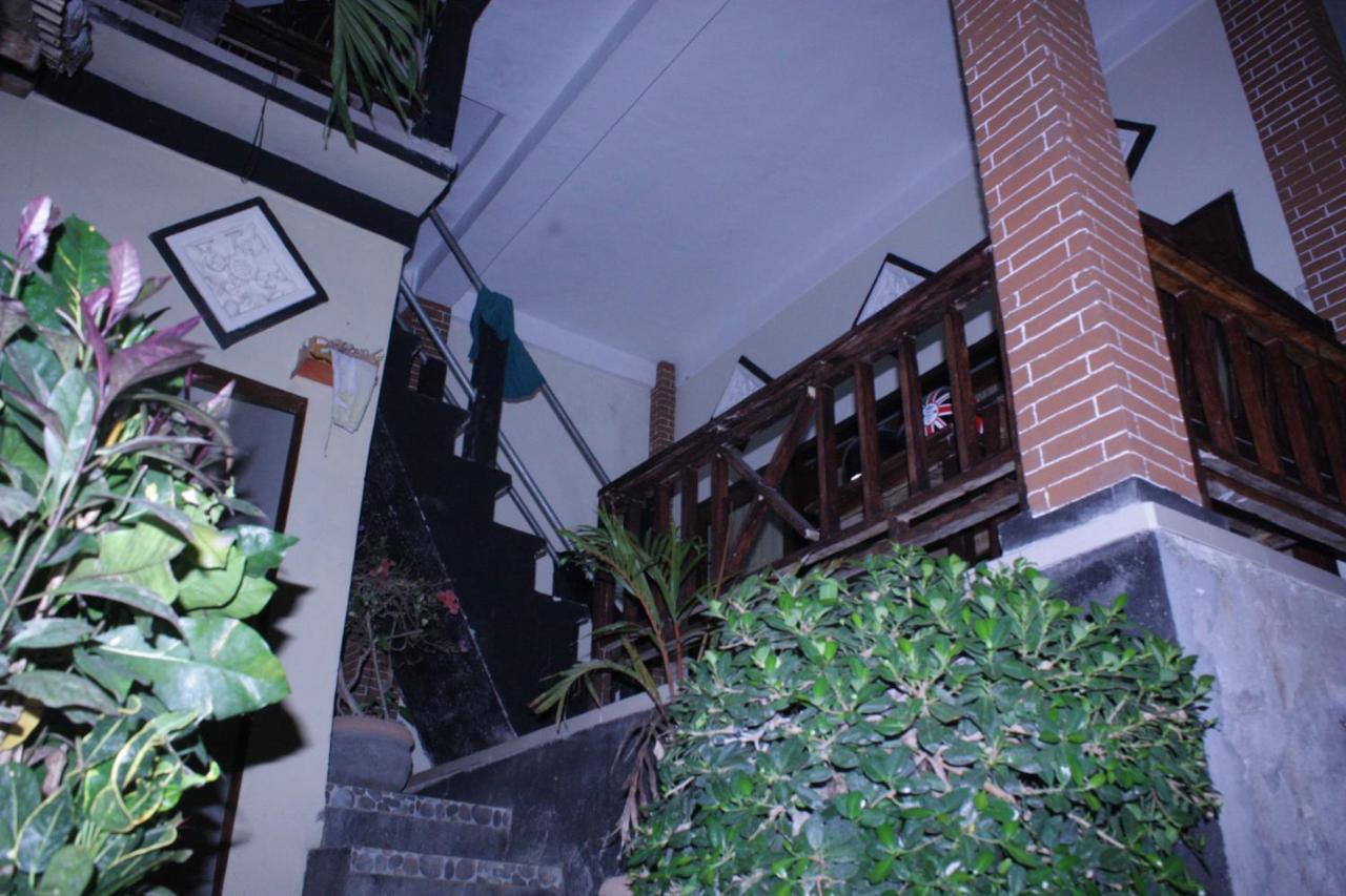 Bukit Indah Homestay Amed Exterior foto